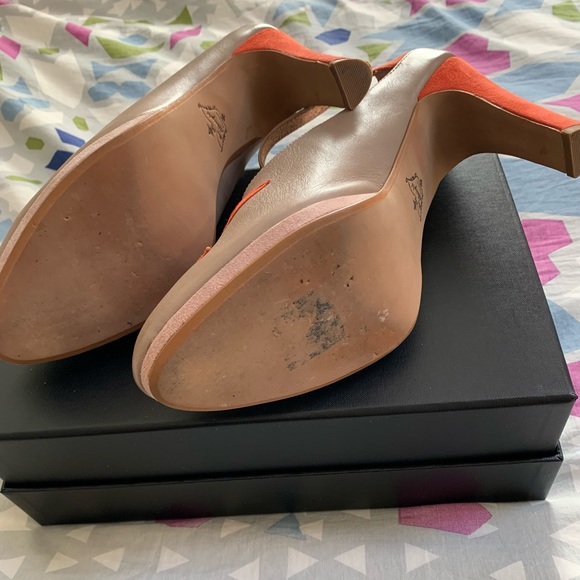 Tan pumps with orange suede trim by Miss Albright for Anthropologie size 10 1/2 - Picture 4 of 5